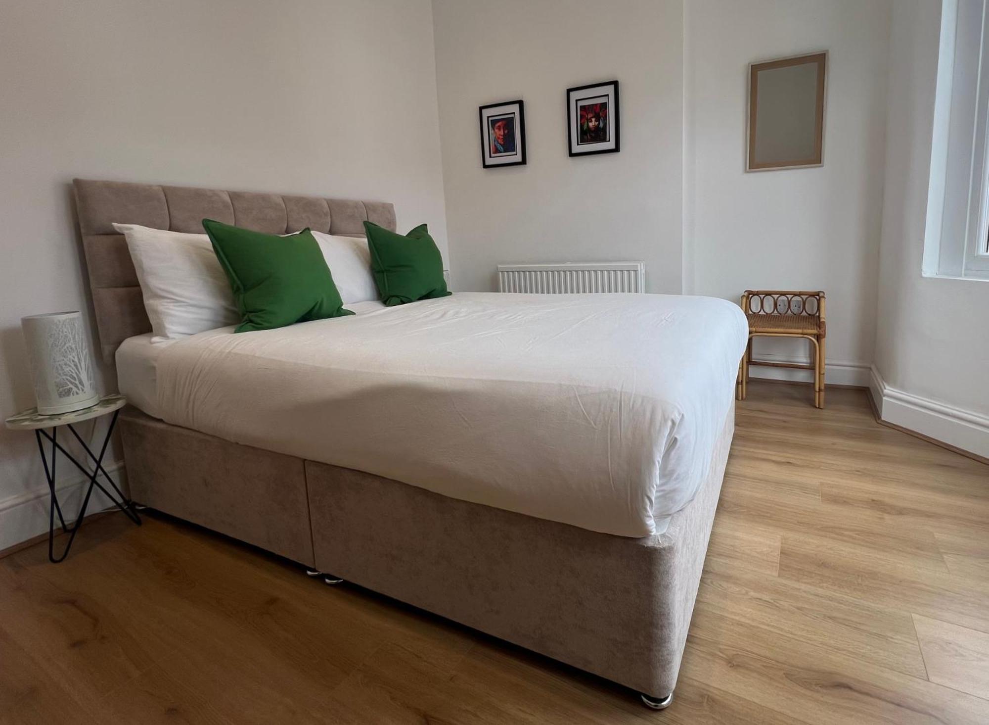 2025 Award Winner Liverpool Cherry House - 4 Bedrooms Extérieur photo