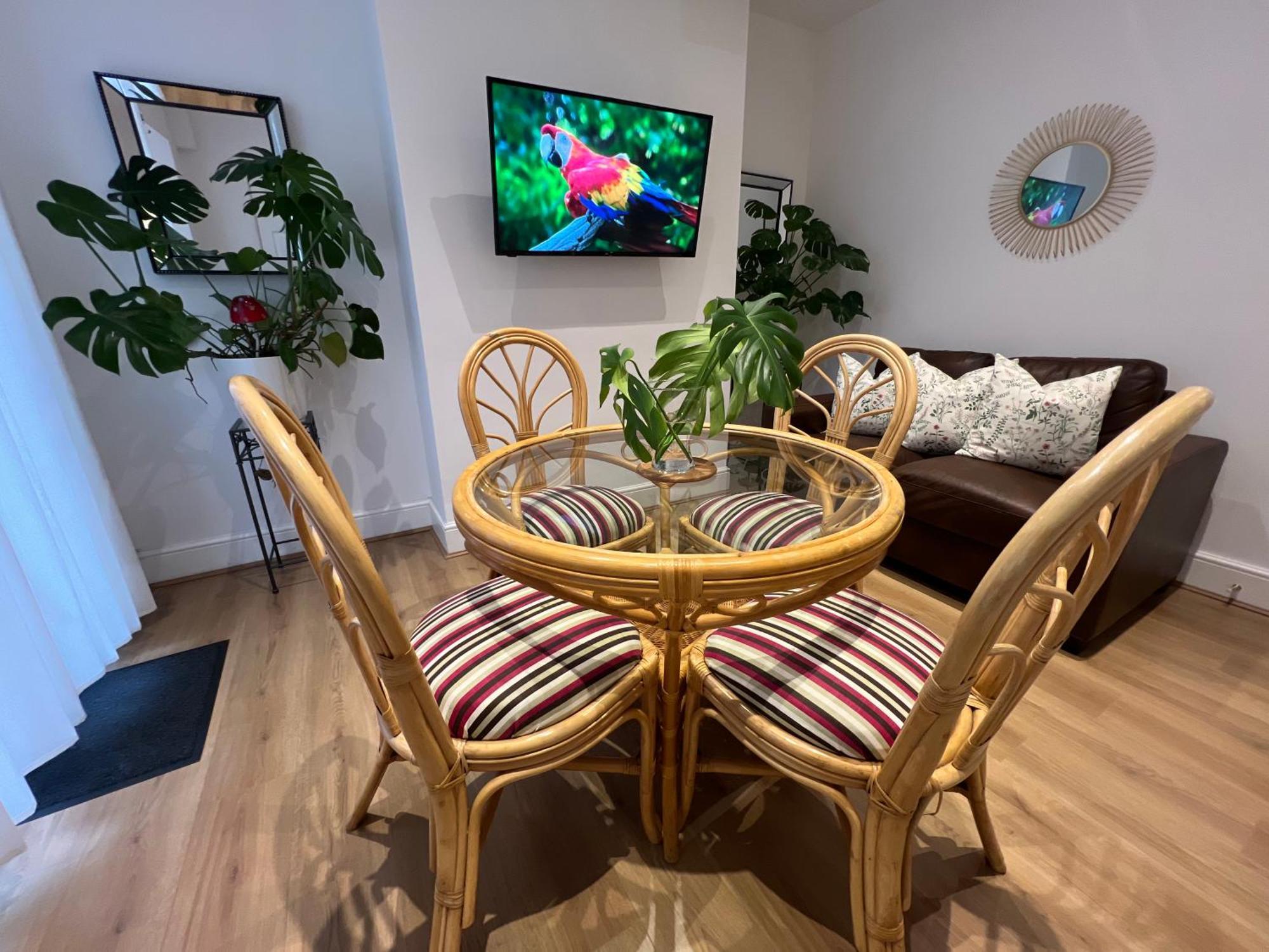 2025 Award Winner Liverpool Cherry House - 4 Bedrooms Extérieur photo